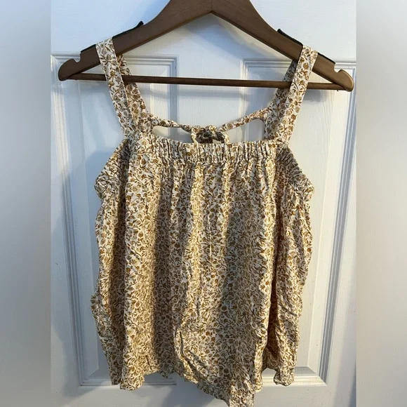 NWOT Old Navy Tank Top - Picture 1 of 4